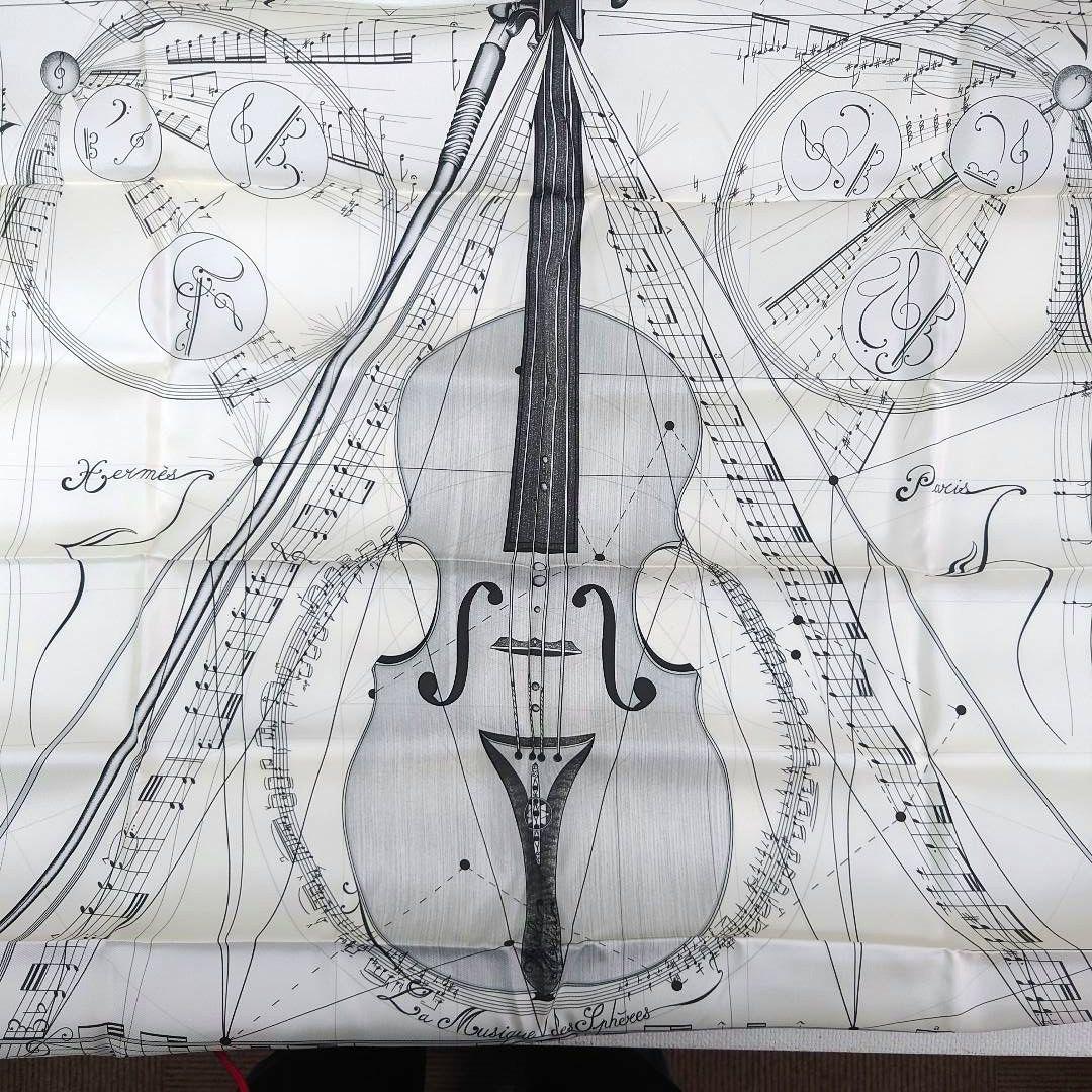 M1216H1 エルメス カレ90 球体が奏でる音楽 スカーフ