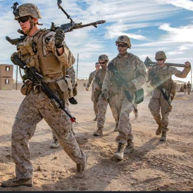 未使用 アメリカ海兵隊実物 McRae ホットウェザーコンバットブーツ 9R