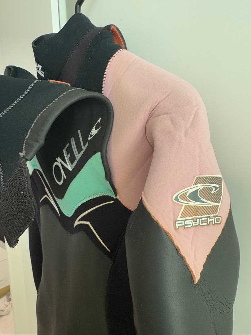 O'Neill フルスーツウェットスーツ ブラック/ピンク/ミント　レディース