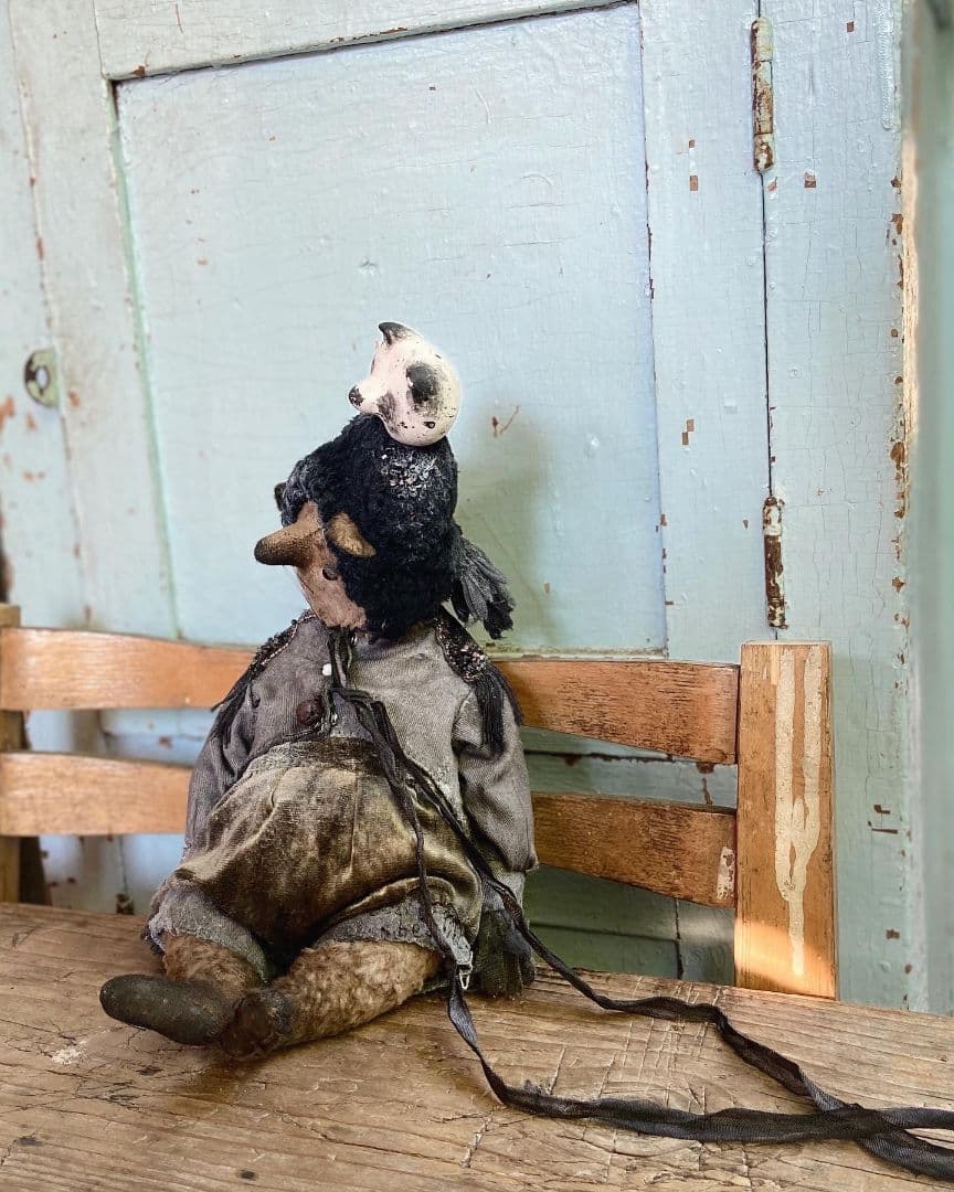 ナタリー　イエサバ製作　　不思議な狐パンダ帽子