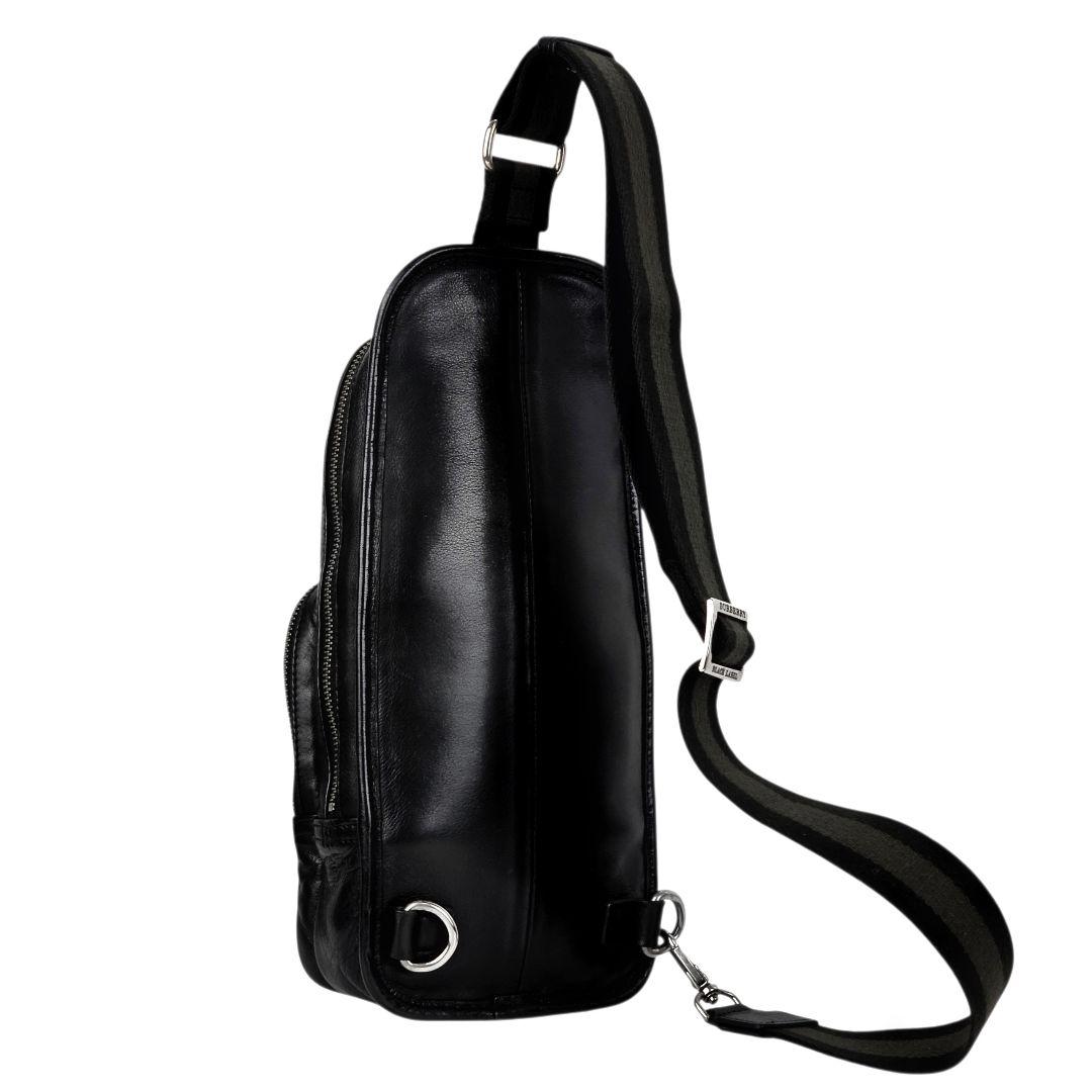 美品 バーバリー ブラックレーベル レザー ボディバッグ ショルダーバッグ