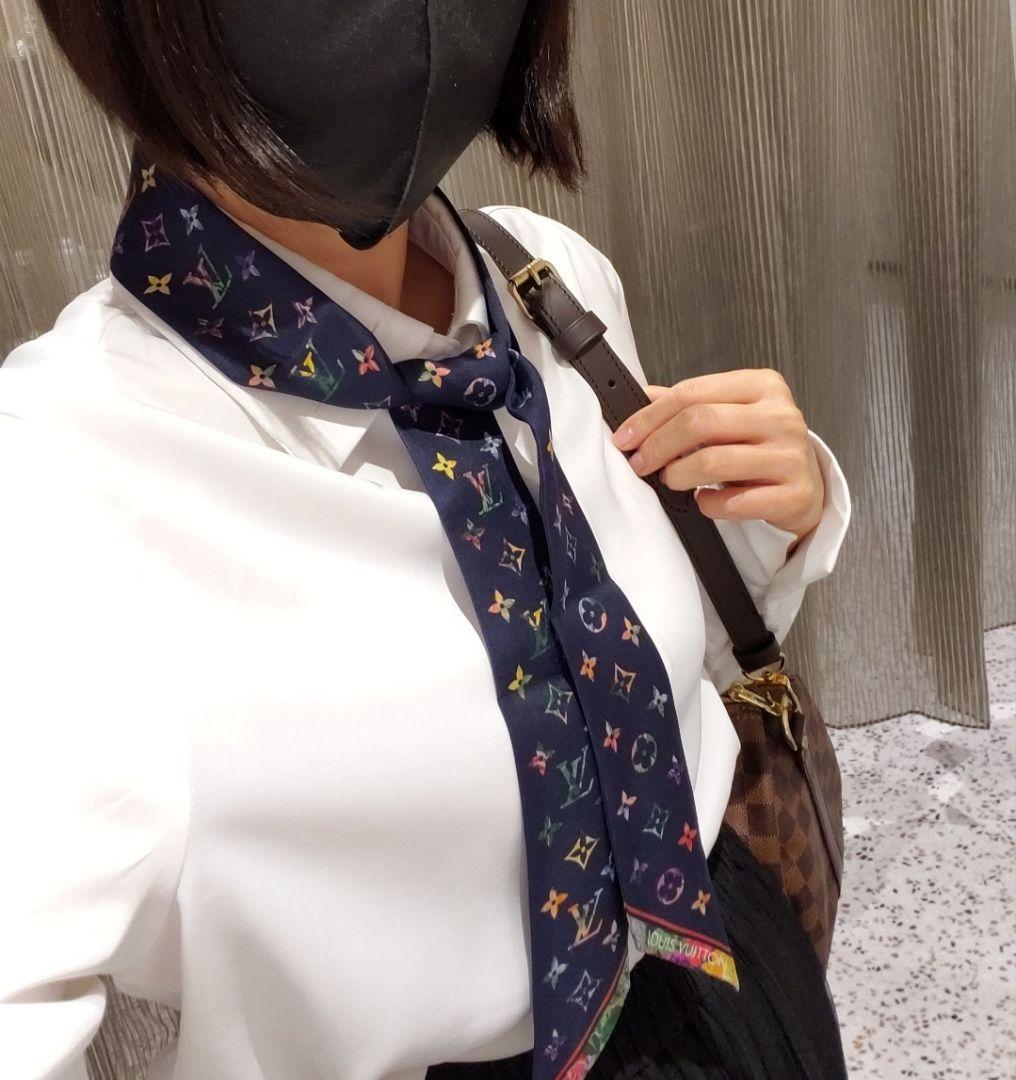 ネイビー　Louis Vuitton スカーフ ネイビー モノグラム