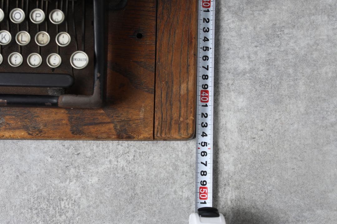  アンティーク　タイプライター　台座付