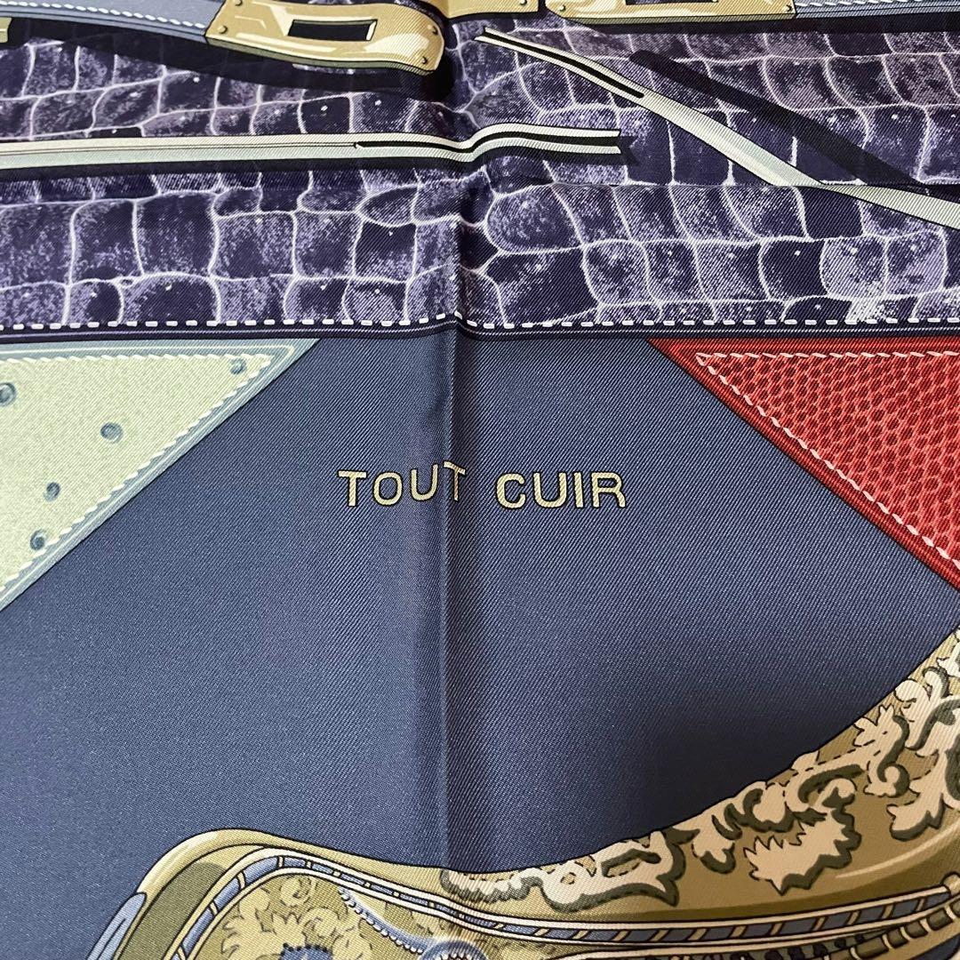 美品‼️HERMES TOUT CUIR　すべて革柄 箱付シルクカレ90希少