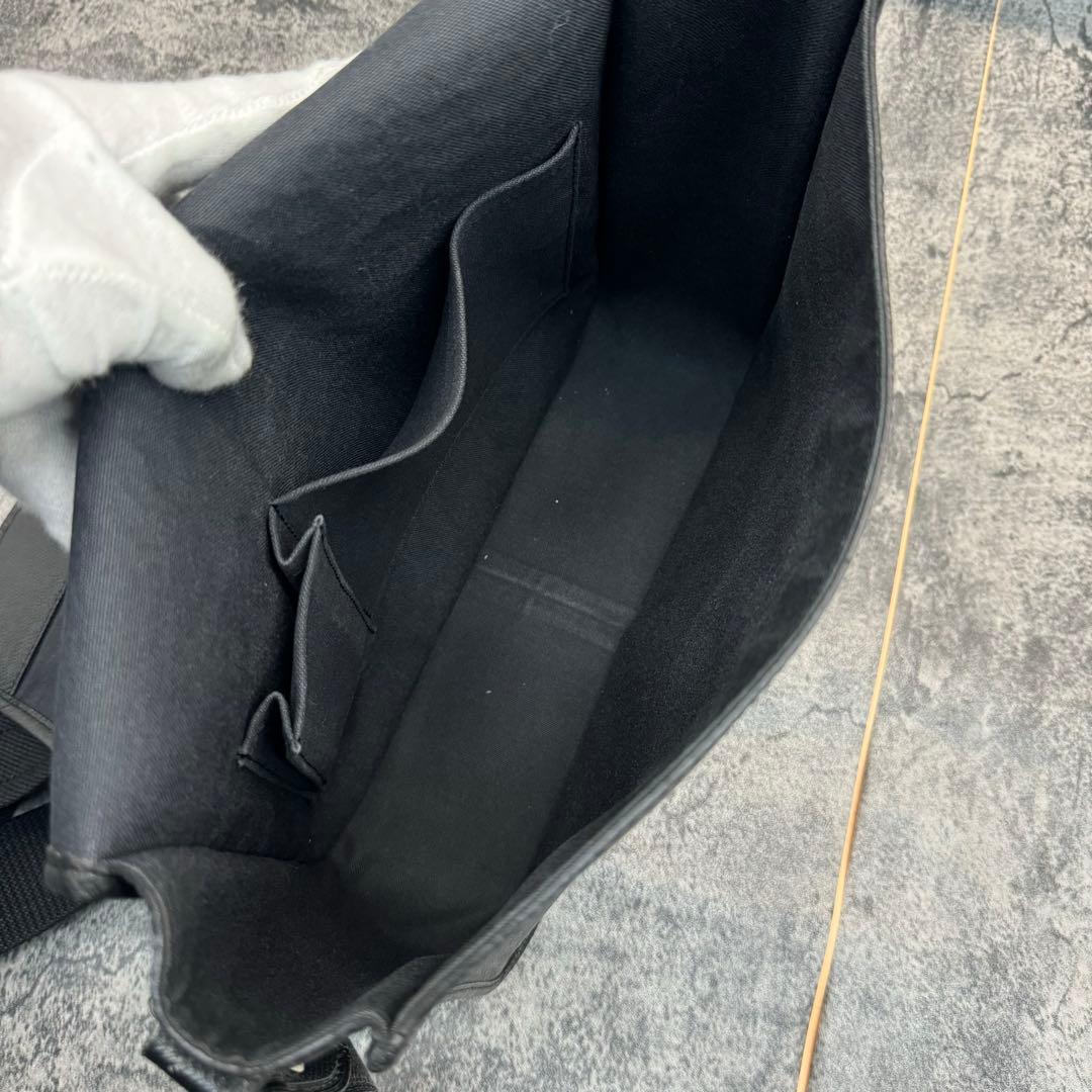 美品✨ルイヴィトン タイガ アンドレイ ショルダーバッグ M32482