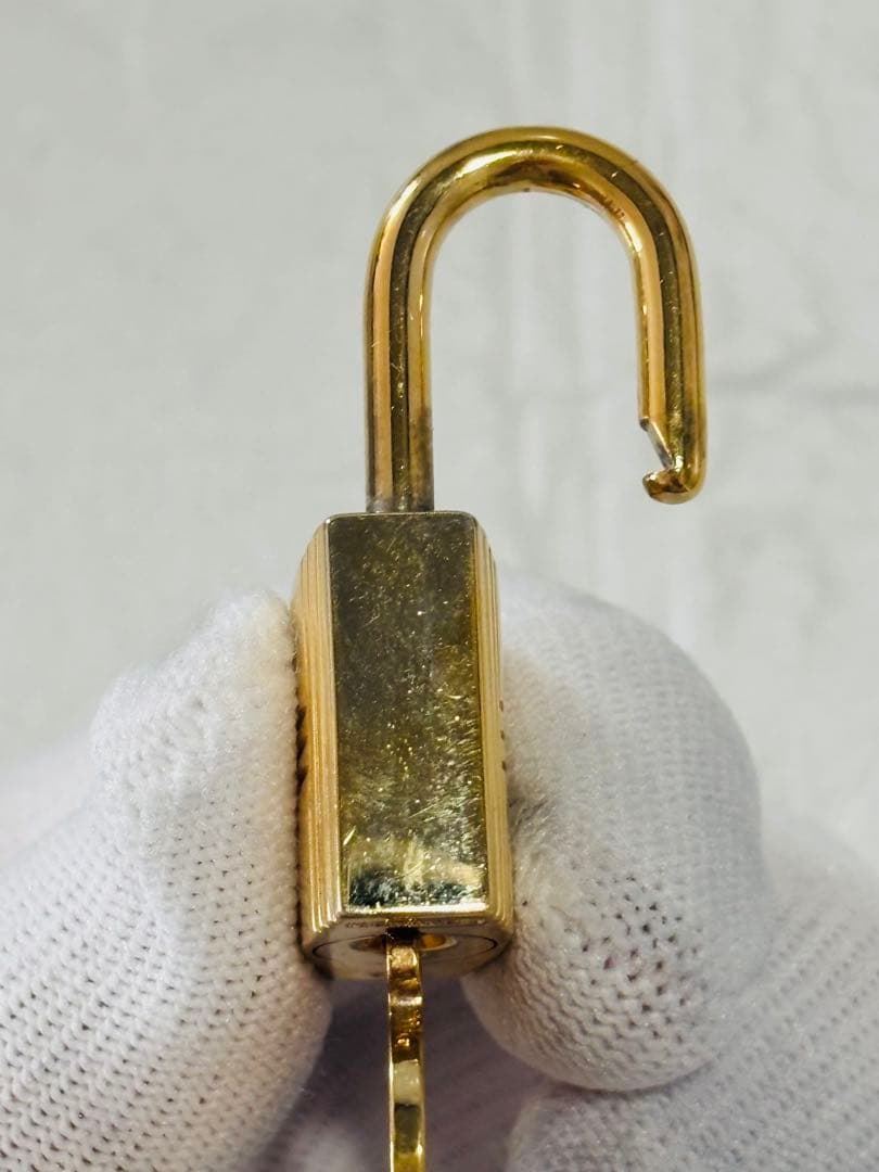 正規品　HERMES エルメス　カデナ　　南京錠　キー　パドロック　No.102