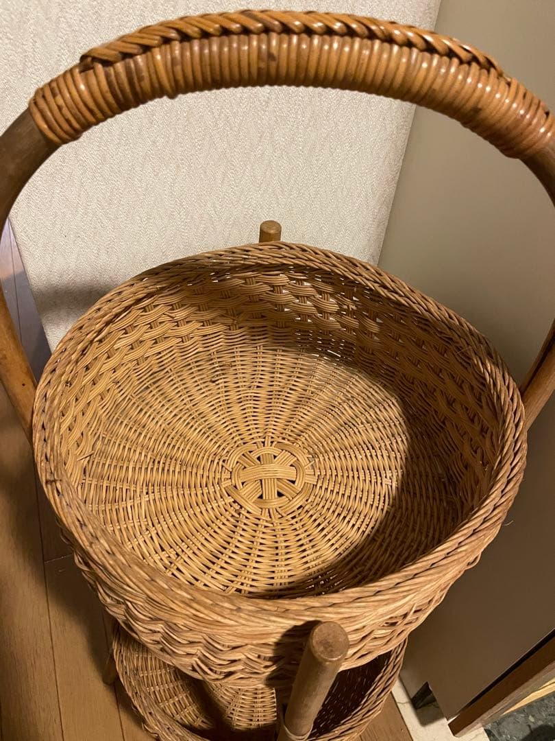 昭和レトロ　カゴ棚