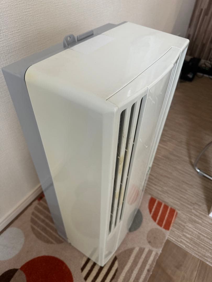 コロナルームエアコン ウインド形冷房専用 形式名 CW-169G