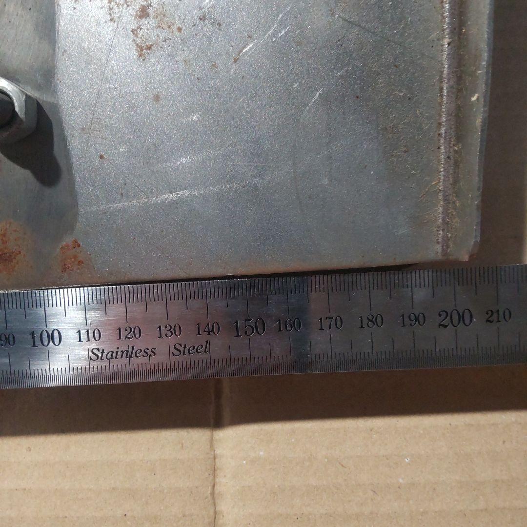 カフェレーサーカスタム シート付きリアフェンダー