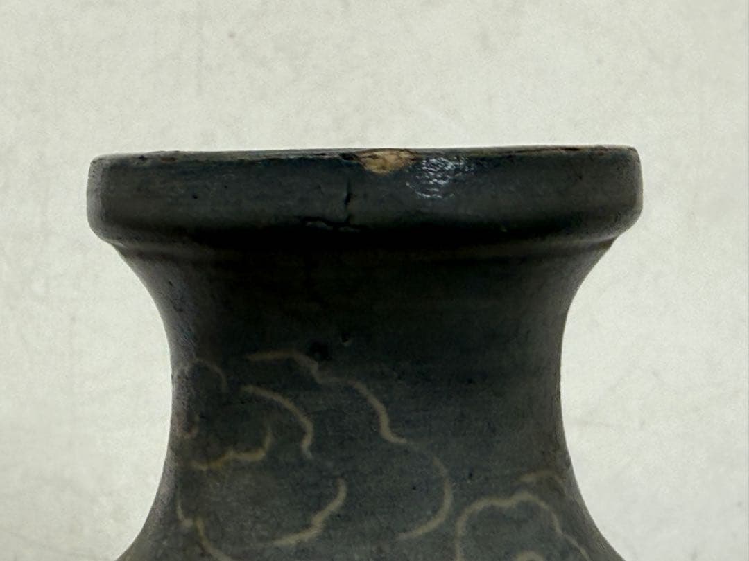 安南焼　魚紋　小瓶　送料込み2602020