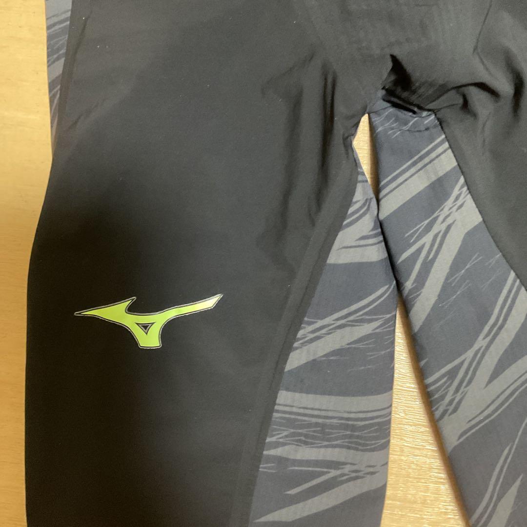 Mizuno 競泳水着 黒/グレー ストライプ