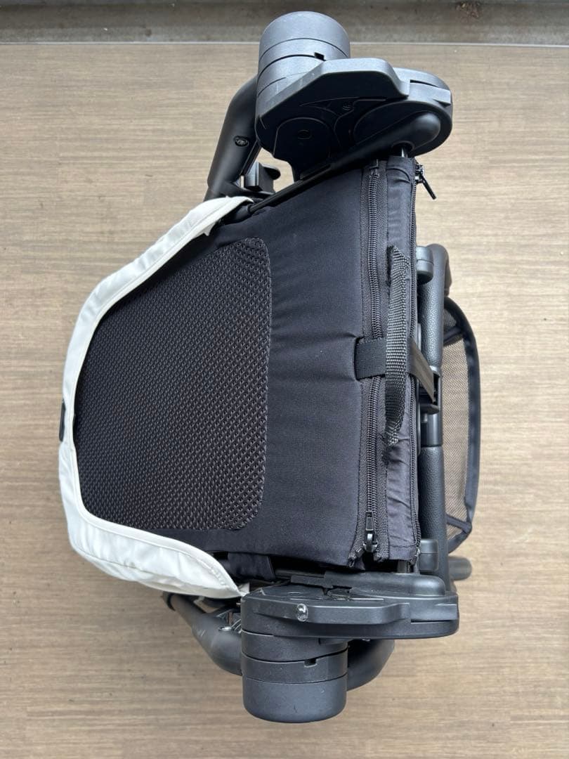 Cybex サイベックス MELIO メリオ カーボン 2023 ホワイト