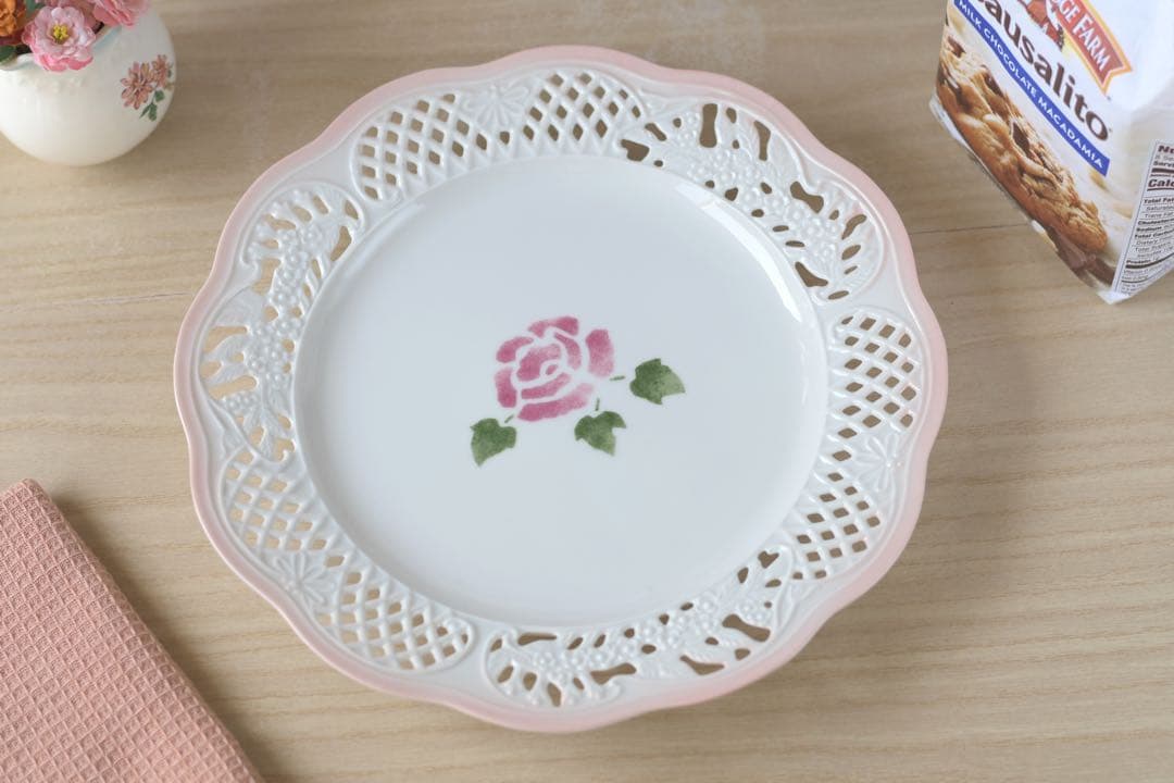 マニーローズ バロックアナイス　プレートL 絵皿　陶器 日本製　新品