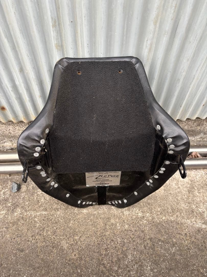 【sale】Le Pera バイクシート USA製