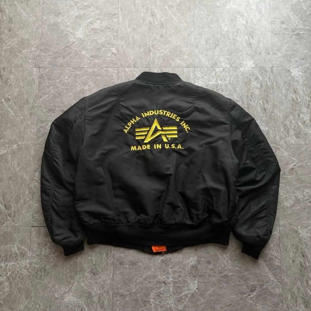 ALPHA MA-1 フライトジャケット　ミリタリー　USA製　バックロゴ　短丈