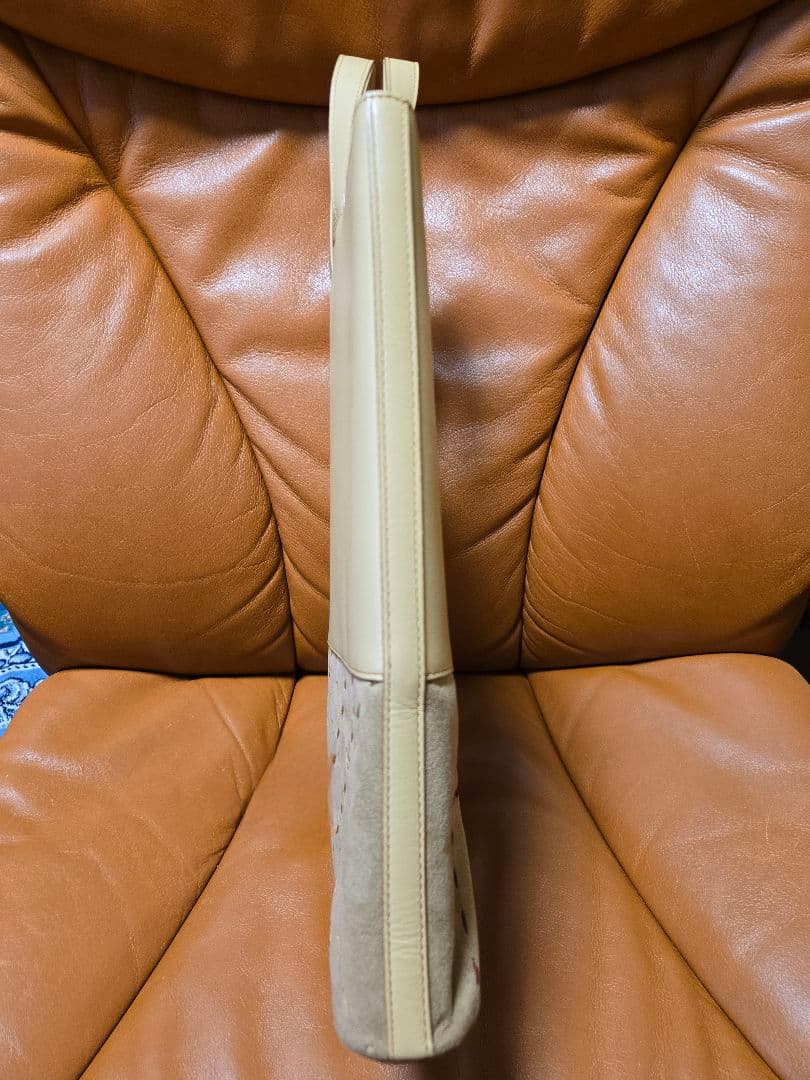 BURBERRY　LONDON　バーバリー　レザートートバッグ