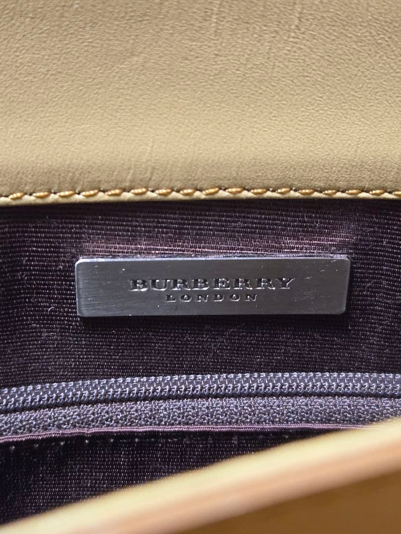BURBERRY　LONDON　バーバリー　レザートートバッグ