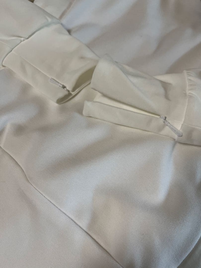 未使用タグ付TATRAS タトラス SOALA スウェット長袖 ショート丈