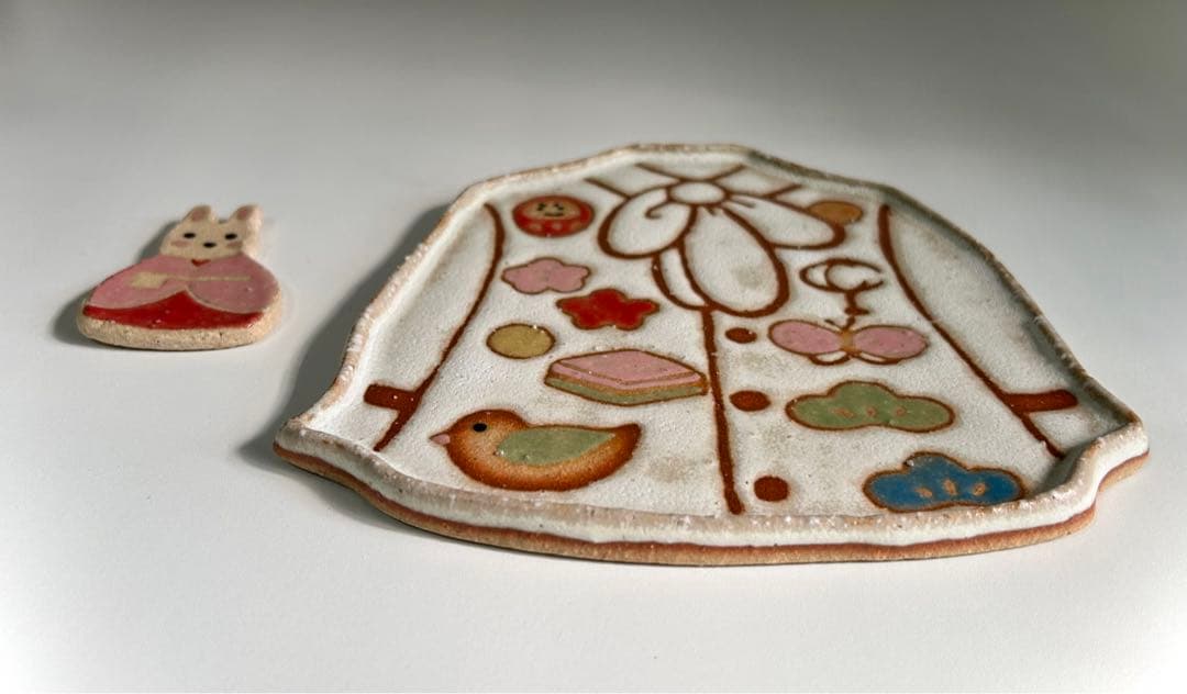 木村涼子さん　 ひな祭りのお皿と うさぎさんの箸置き