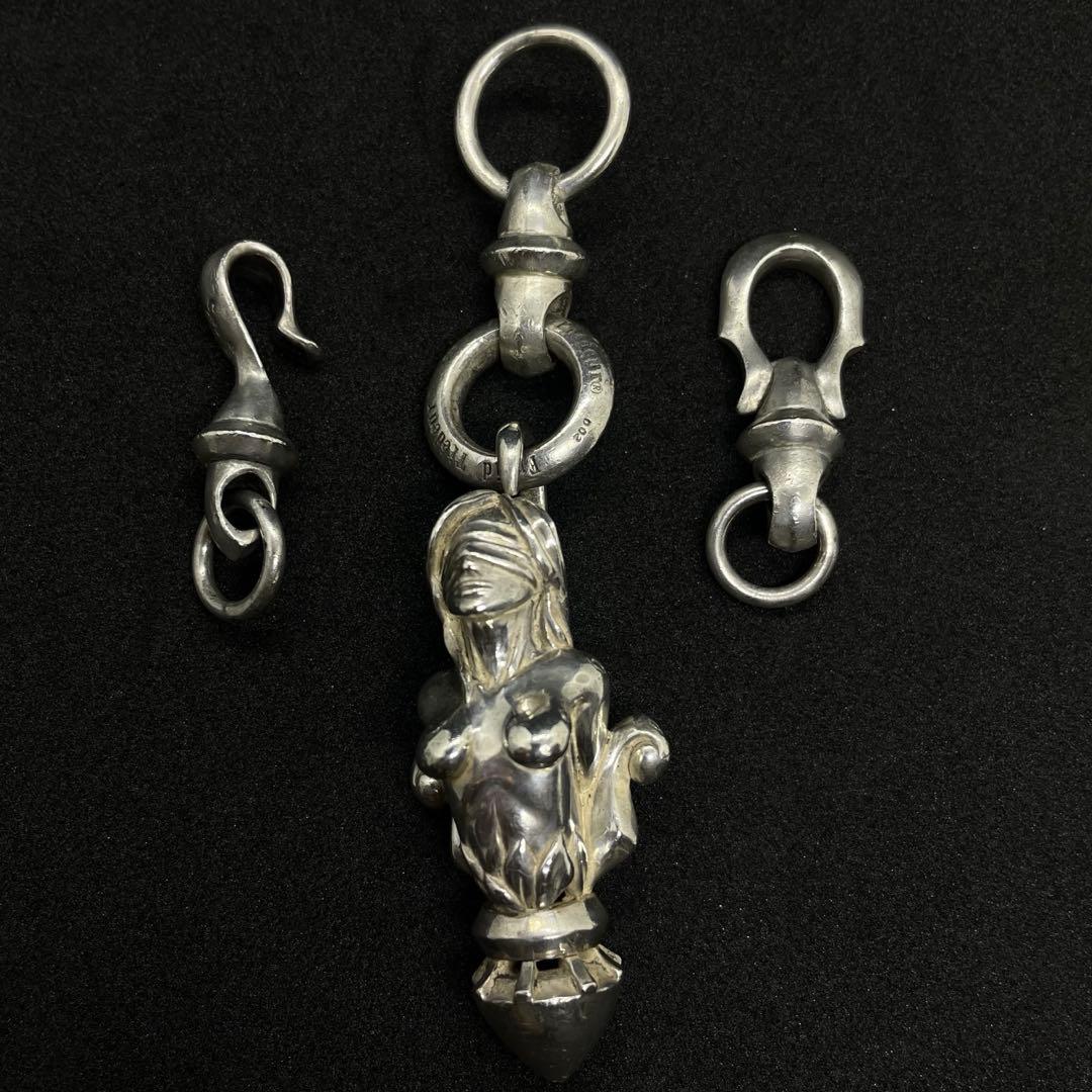 Froid Tiedeur ネックレス チャーム ペンダントトップ罪と罰