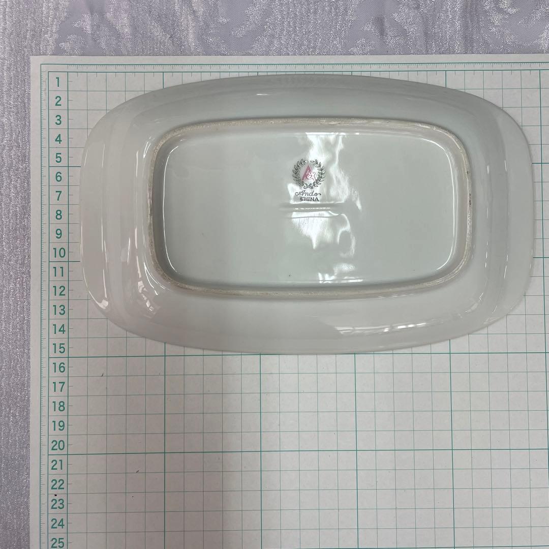 白金線長角皿１枚770円２２枚セット