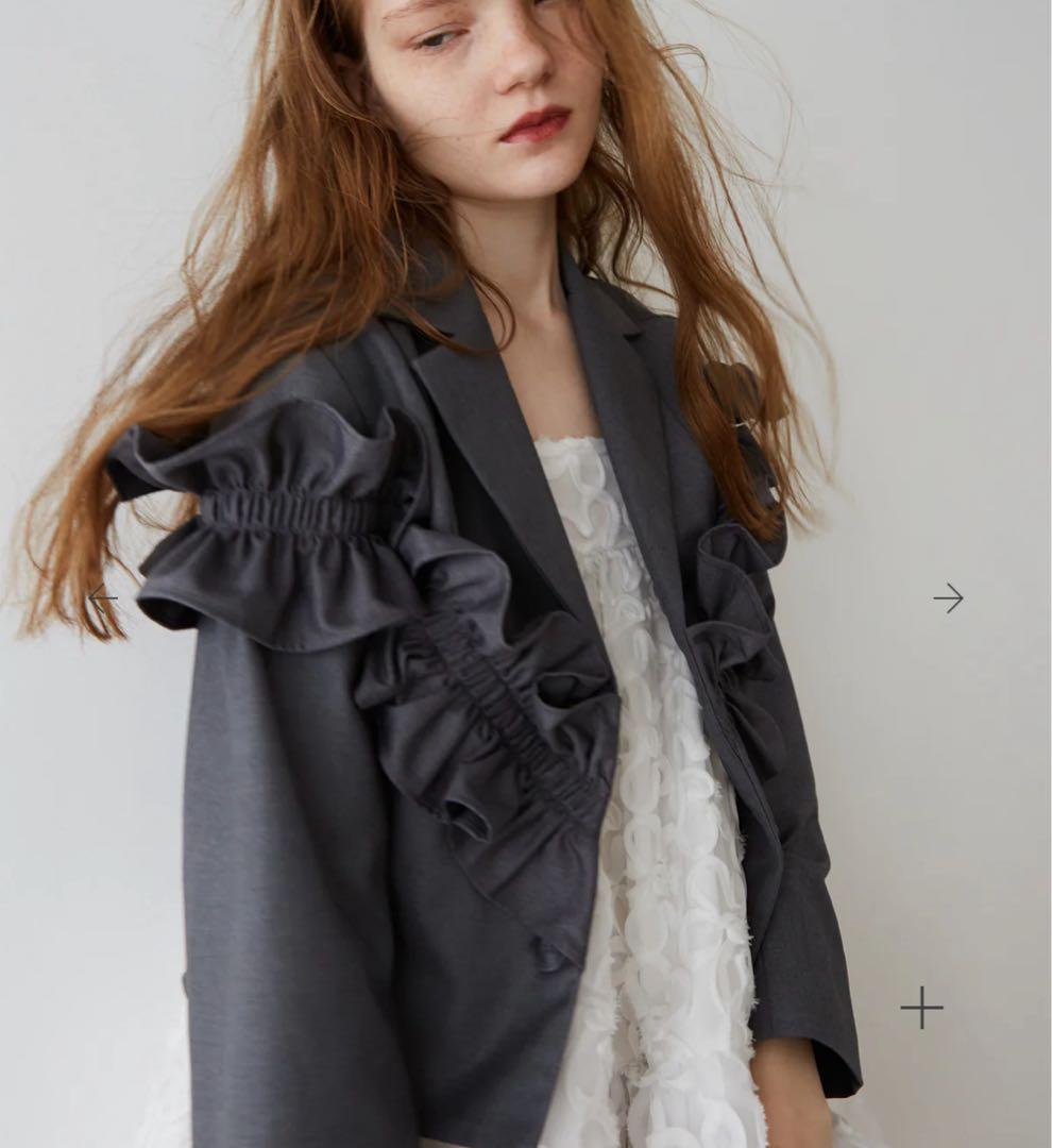 poppy　GATHERED FRILL SHORT JACKET (GRAY)