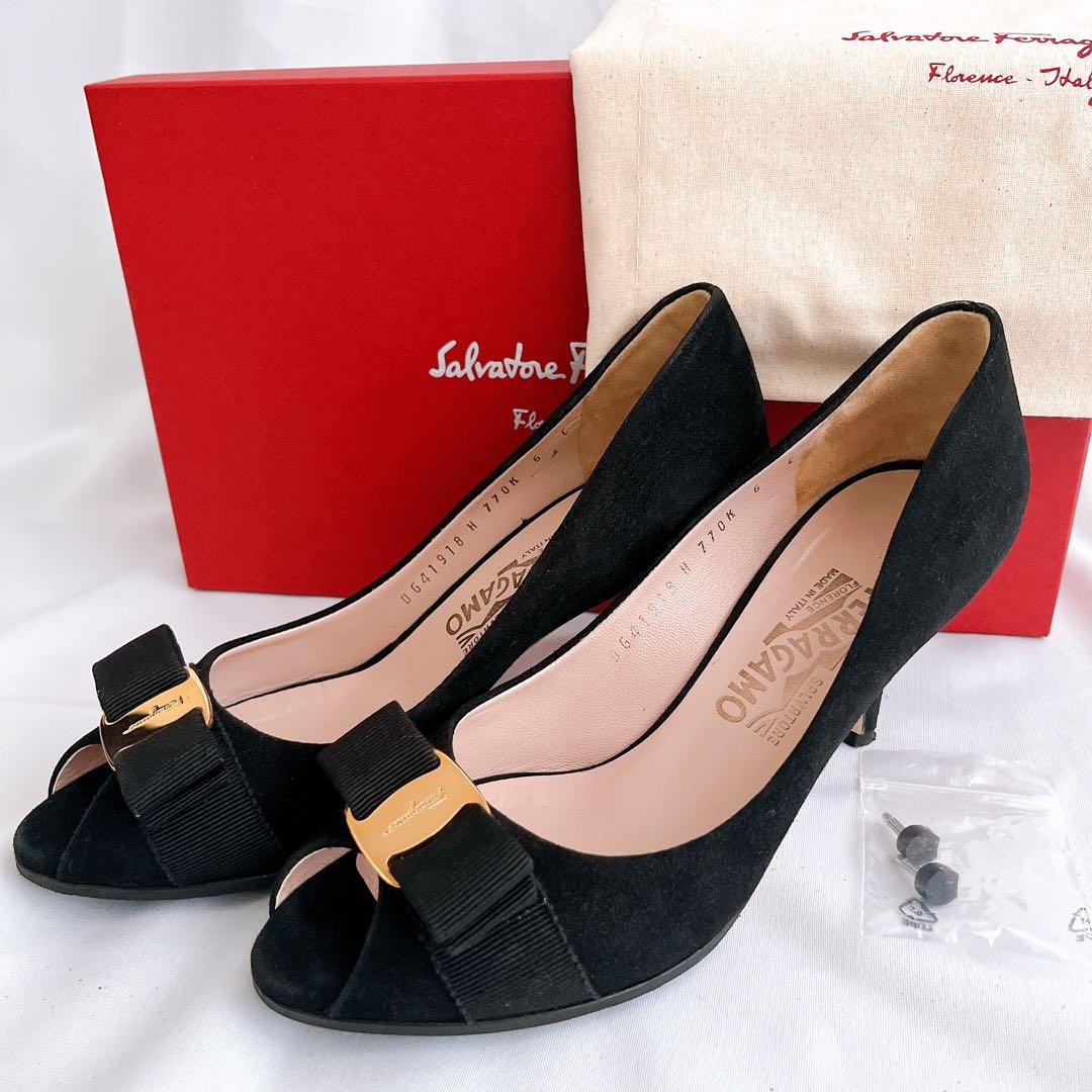 美品 箱 付属品付 フェラガモ ヴァラリボン オープントゥパンプス 23.5 黒