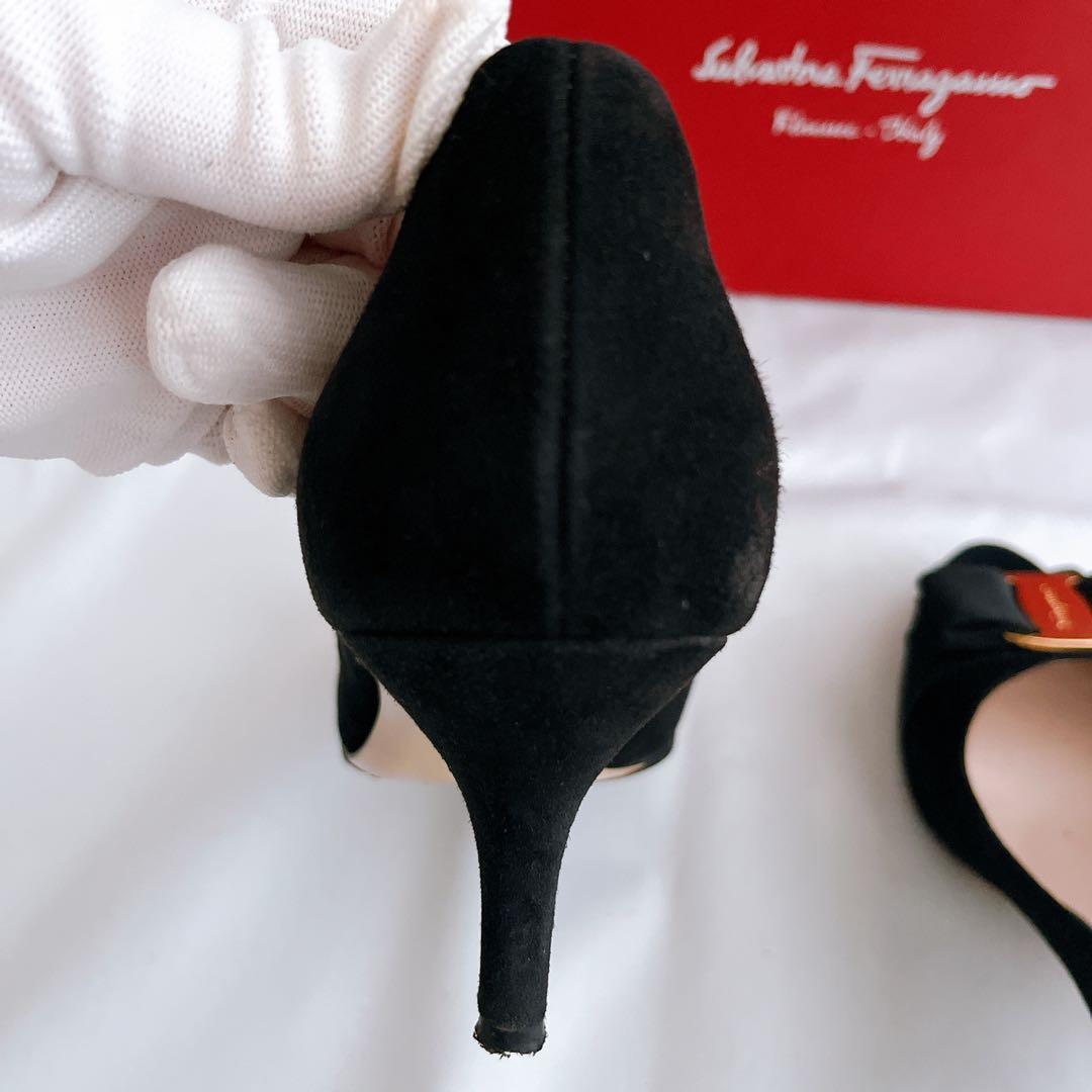 美品 箱 付属品付 フェラガモ ヴァラリボン オープントゥパンプス 23.5 黒