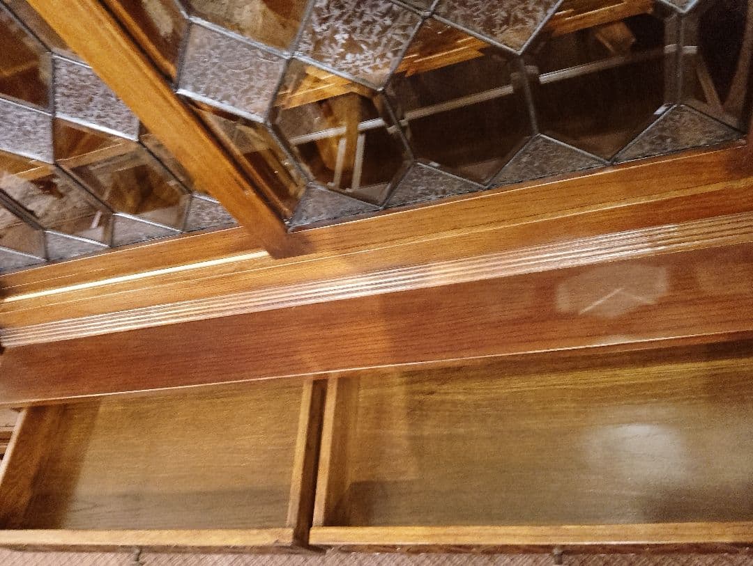 アンティーク調カップボード 全国配送設置料無料 新品 飾り棚 イギリス 英国