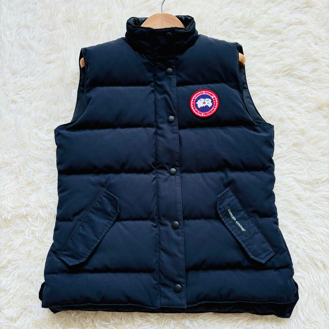 美品‼︎ カナダグース フリースタイルクルーベスト ダウン 黒 大きいサイズ M