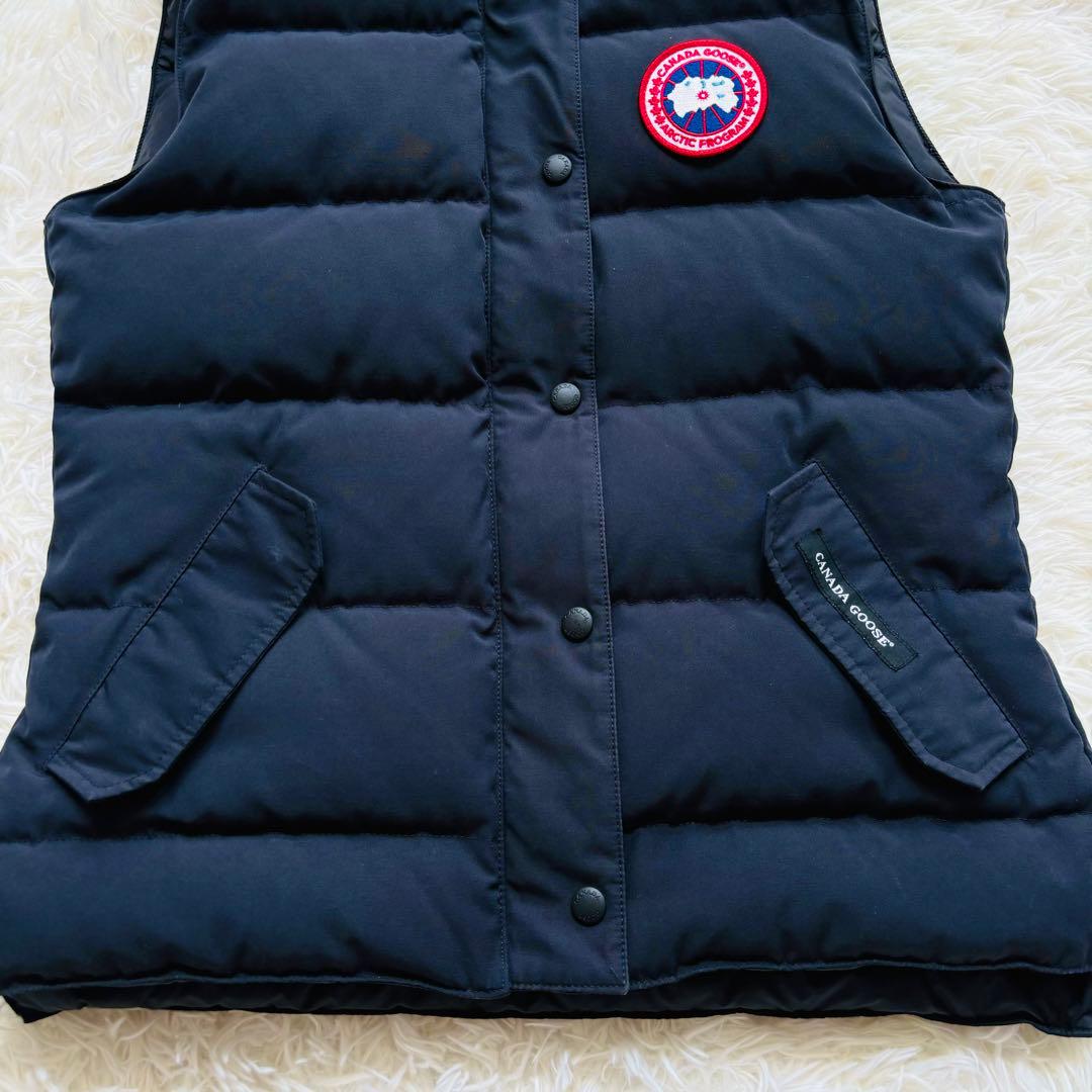 美品‼︎ カナダグース フリースタイルクルーベスト ダウン 黒 大きいサイズ M
