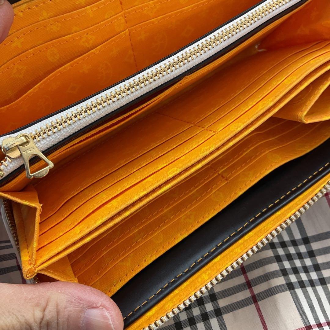 カステルバジャック　ラウンド長財布　　　　　　　1835