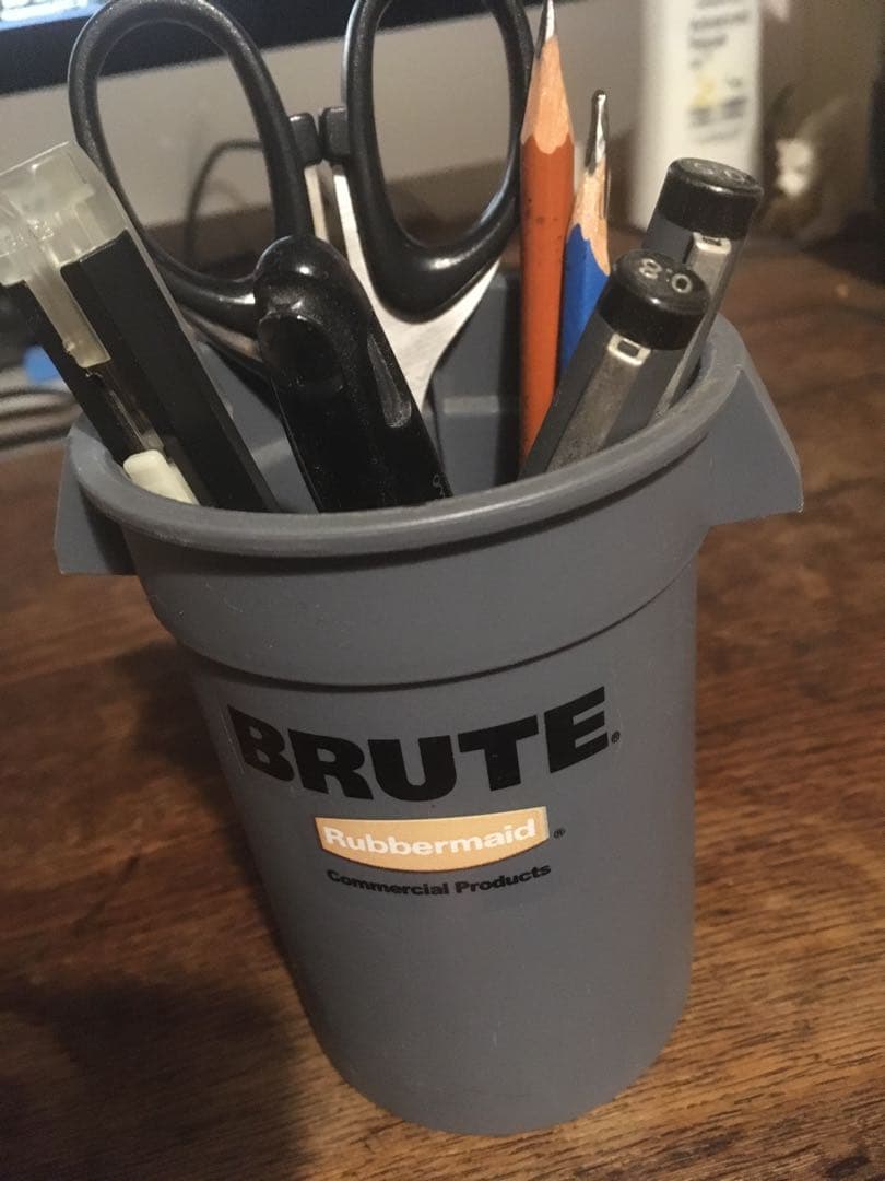 Rubbermaid  ラバーメイド　ノベルティ　ペンたて　中古