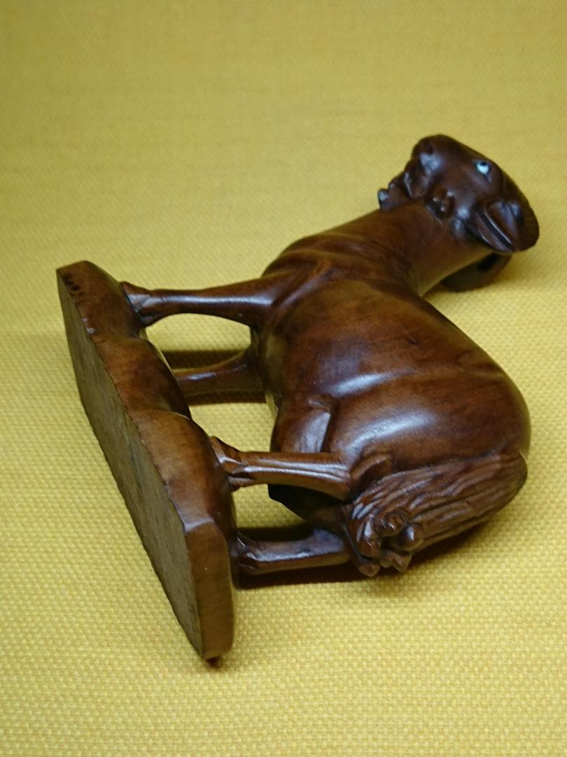 木彫り　羊　ヤギ　彫刻　オブジェ　置物　インテリア　工芸品　美術品　A2511