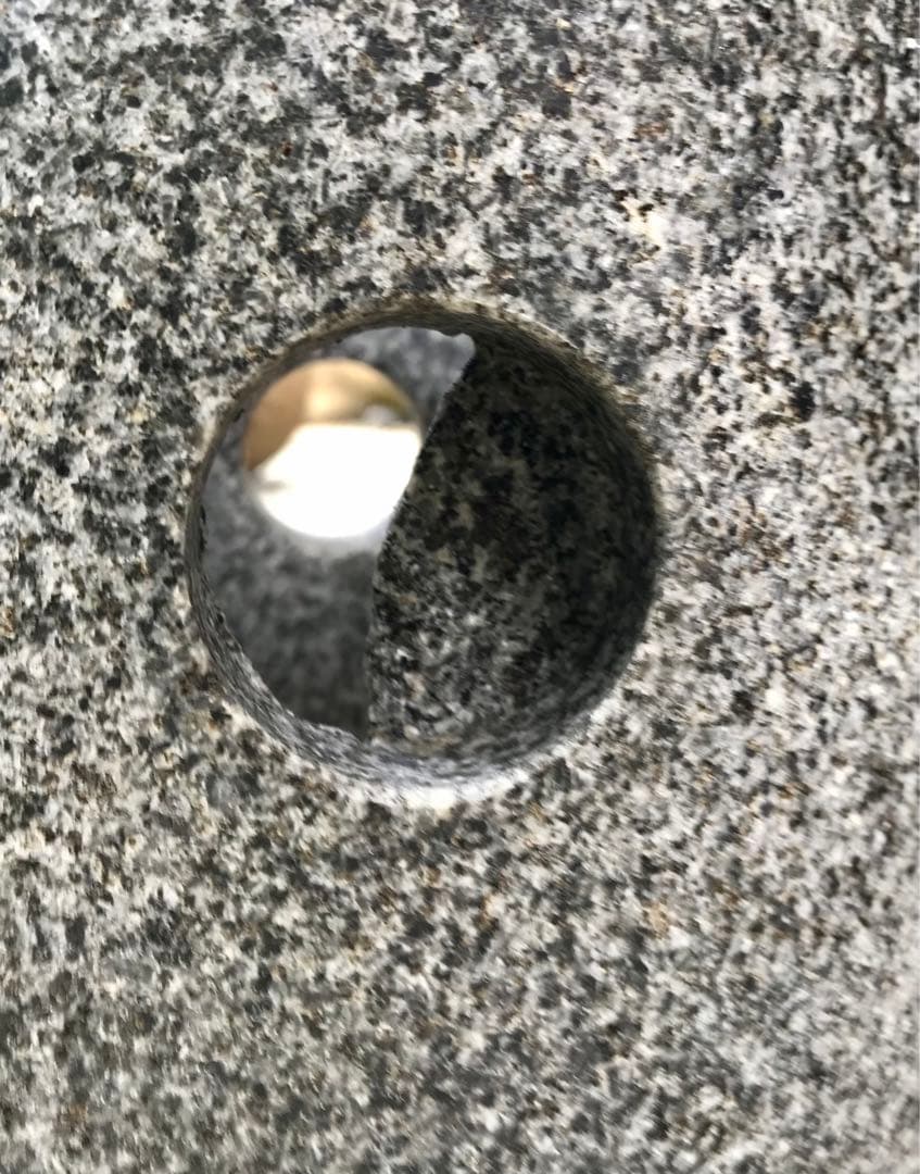 【御影磨き石・丸型火袋】オブジェ・庭石・置物・ガーデニング