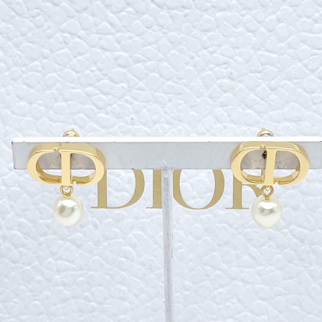 Christian Dior ピアス　petit プチ　パール　CD ゴールド