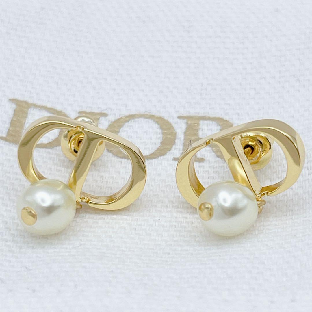 Christian Dior ピアス　petit プチ　パール　CD ゴールド