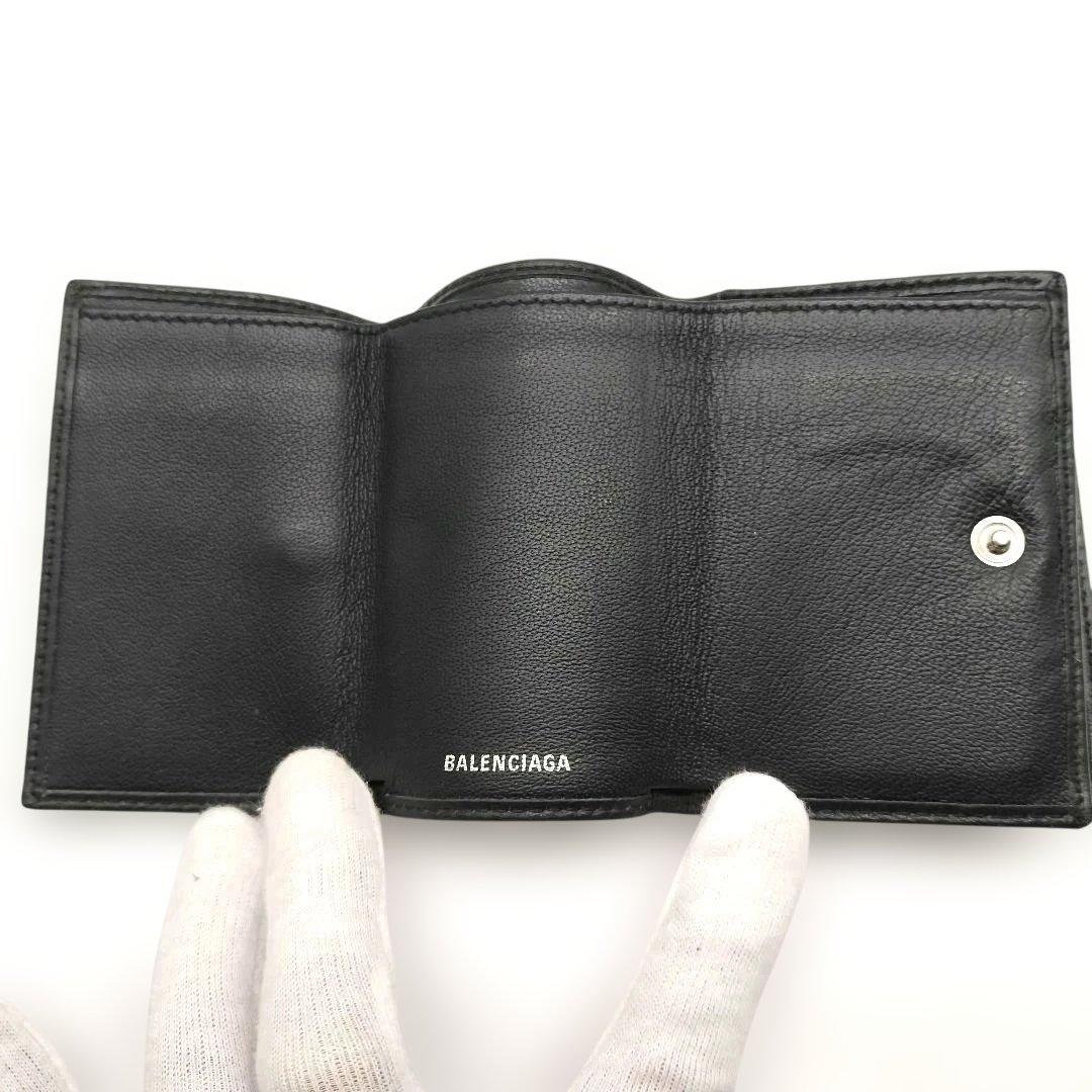 バレンシアガ　BALENCIAGA　三つ折り財布　エブリデイ　ロゴ　ブラック