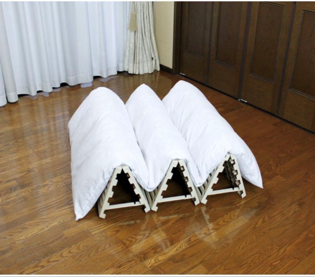 プラスチック製　すのこベッド　2組