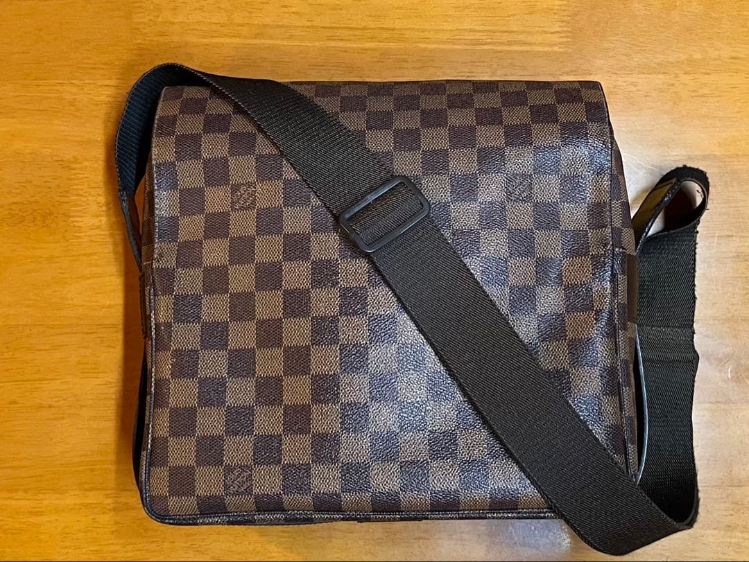 ルイヴィトン　ナヴィグリオ　ショルダーバッグ