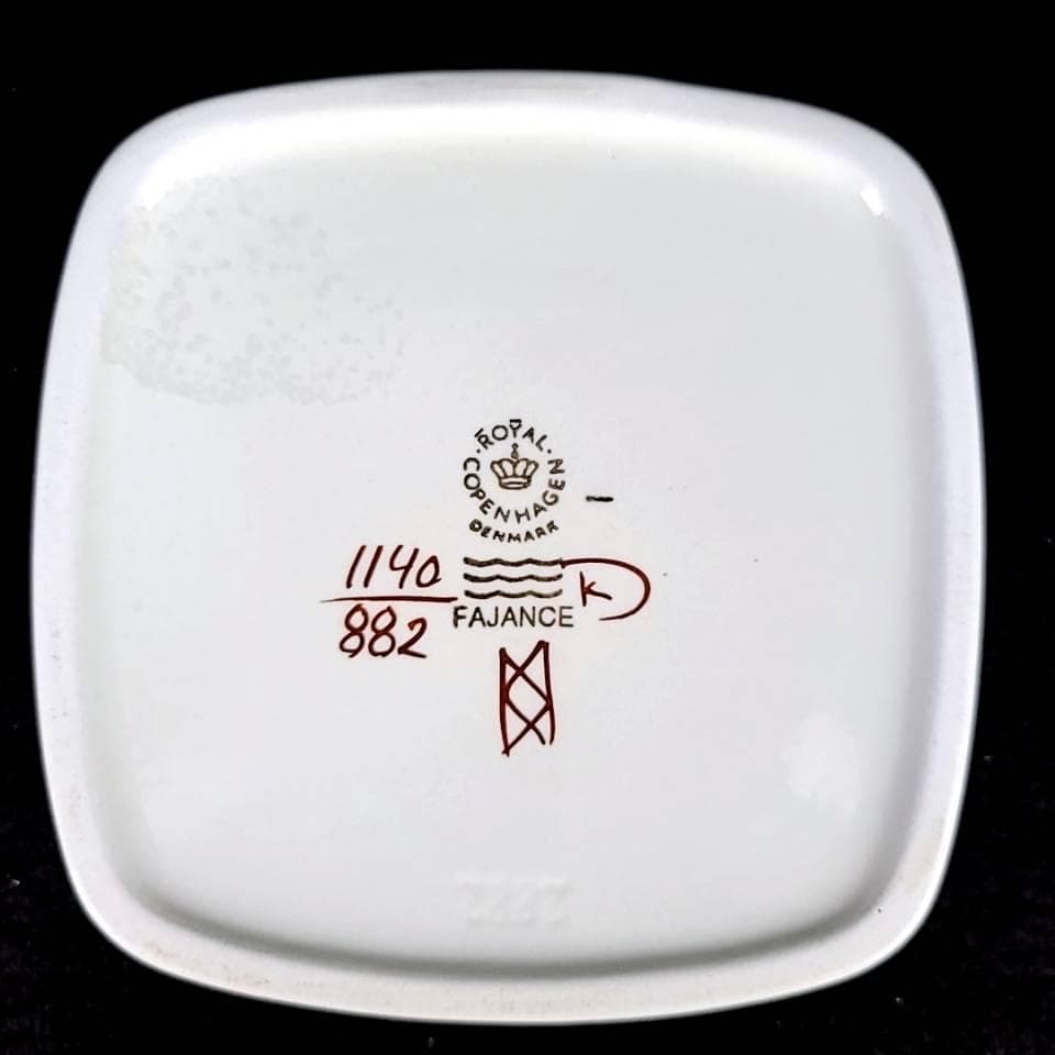 ●良品◆ロイヤルコペンハーゲン　テネラ　トレイ　　小物入れ　小皿　①