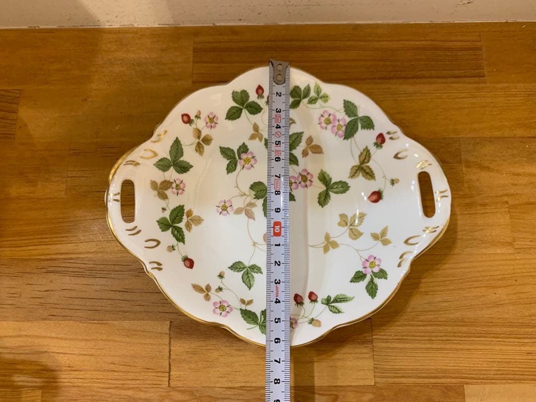 G1105-13★美品  ワイルドストロベリー　食器9点