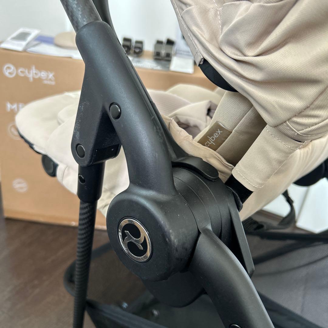 サイベックス メリオカーボン 2022 シーシェルベージュ　リッタグリッタ