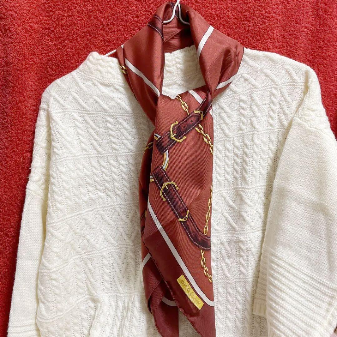 専用となりました！！Cartierカルティエ　大判シルクスカーフ（タグ・箱付き