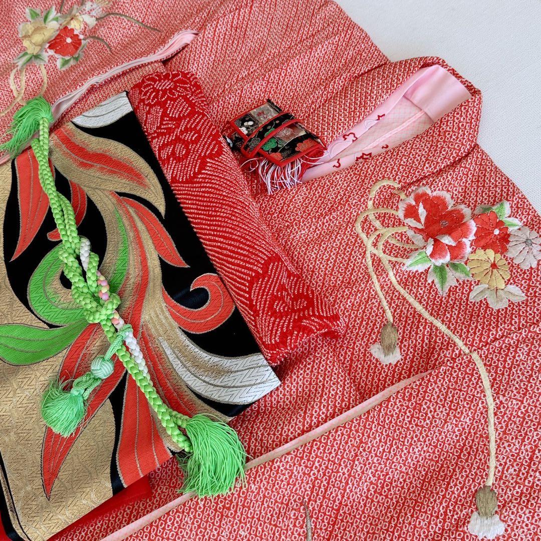 フルセット　七五三　7歳女の子　総しぼり　豪華刺繍　花　鼓　黒袋帯　葉　7067