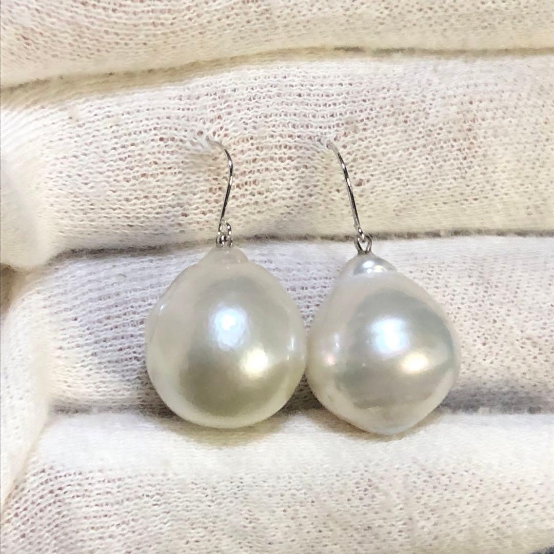 K14WG天然南洋白蝶真珠　大珠スイングピアス　　14.23/14.39mm