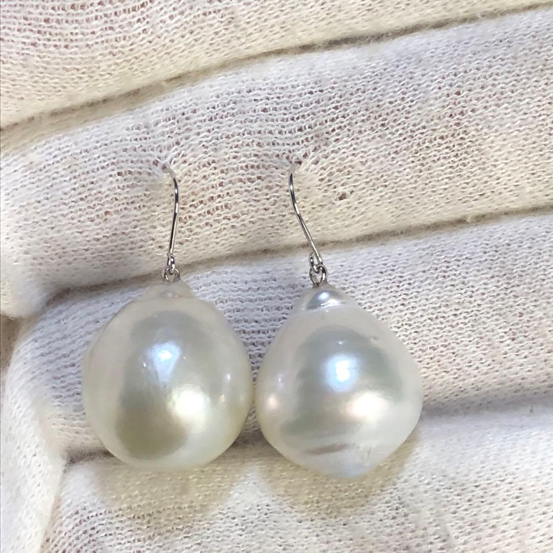 K14WG天然南洋白蝶真珠　大珠スイングピアス　　14.23/14.39mm