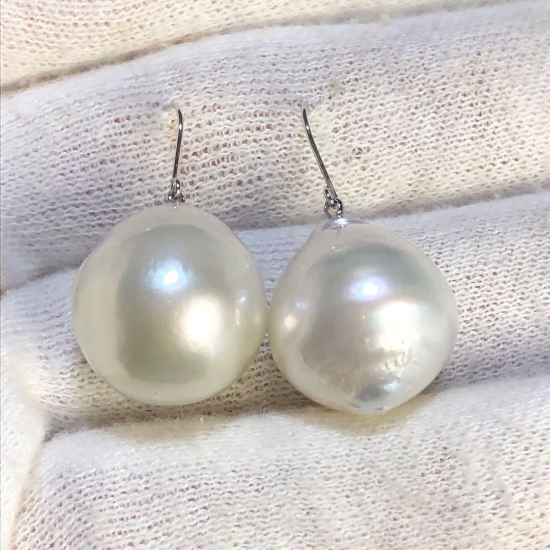 K14WG天然南洋白蝶真珠　大珠スイングピアス　　14.23/14.39mm