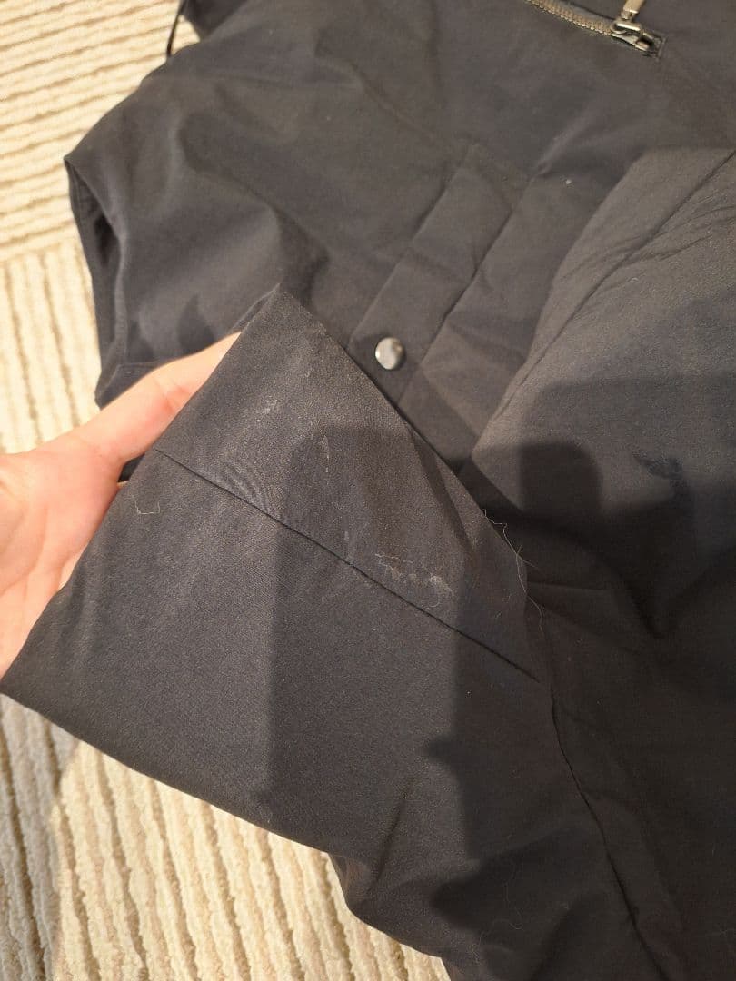 セオリーリュクス　タグ付き（懸念点あり）未使用　ダウンジャケット