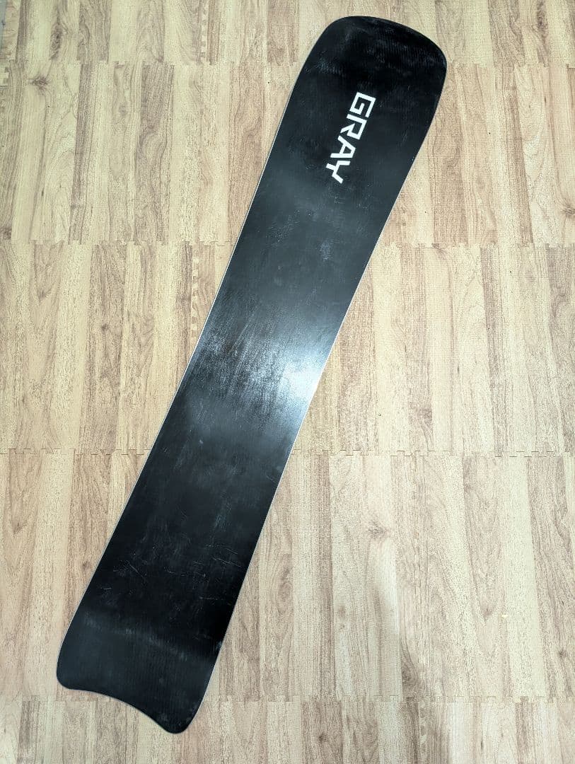 GRAY LOVEBUZZ 156cm パウダー　スノーボード